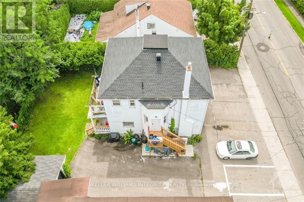 181 St Laurent Boulevard, Ottawa, ON, K1K 2Y6 1411247 Sam Mezher