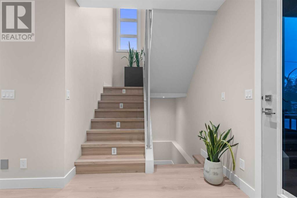 4315 48 Avenue, Sylvan Lake, AB, T4S 1N5 A2175207 The Paul Lucyk Group