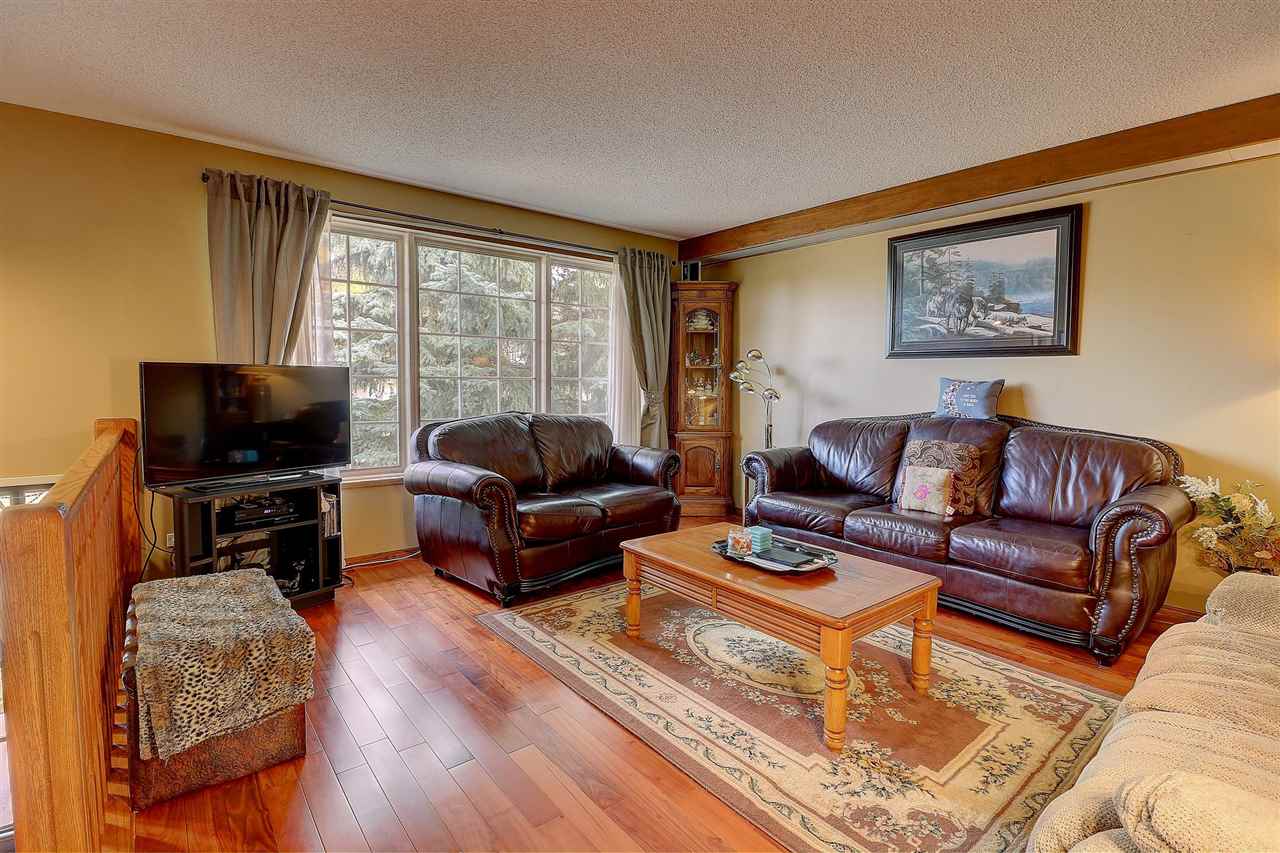 49 Woodcrest Avenue, St. Albert, AB, T8N 3H8 E4083437 David Pickering