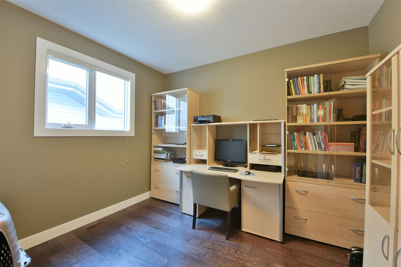 2408 Ashcraft Crescent, Edmonton, AB, T6W 2M9 E4093438 Dana Bradley