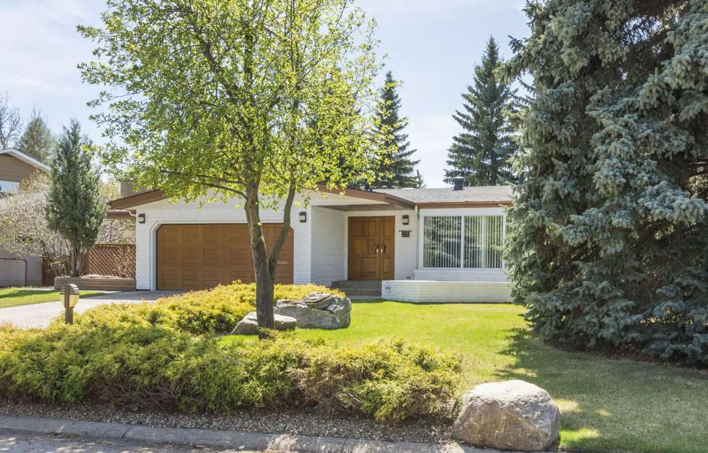 4728 139 Street, Edmonton, AB, T6H 3Z2 E4097472 Ricky Hill