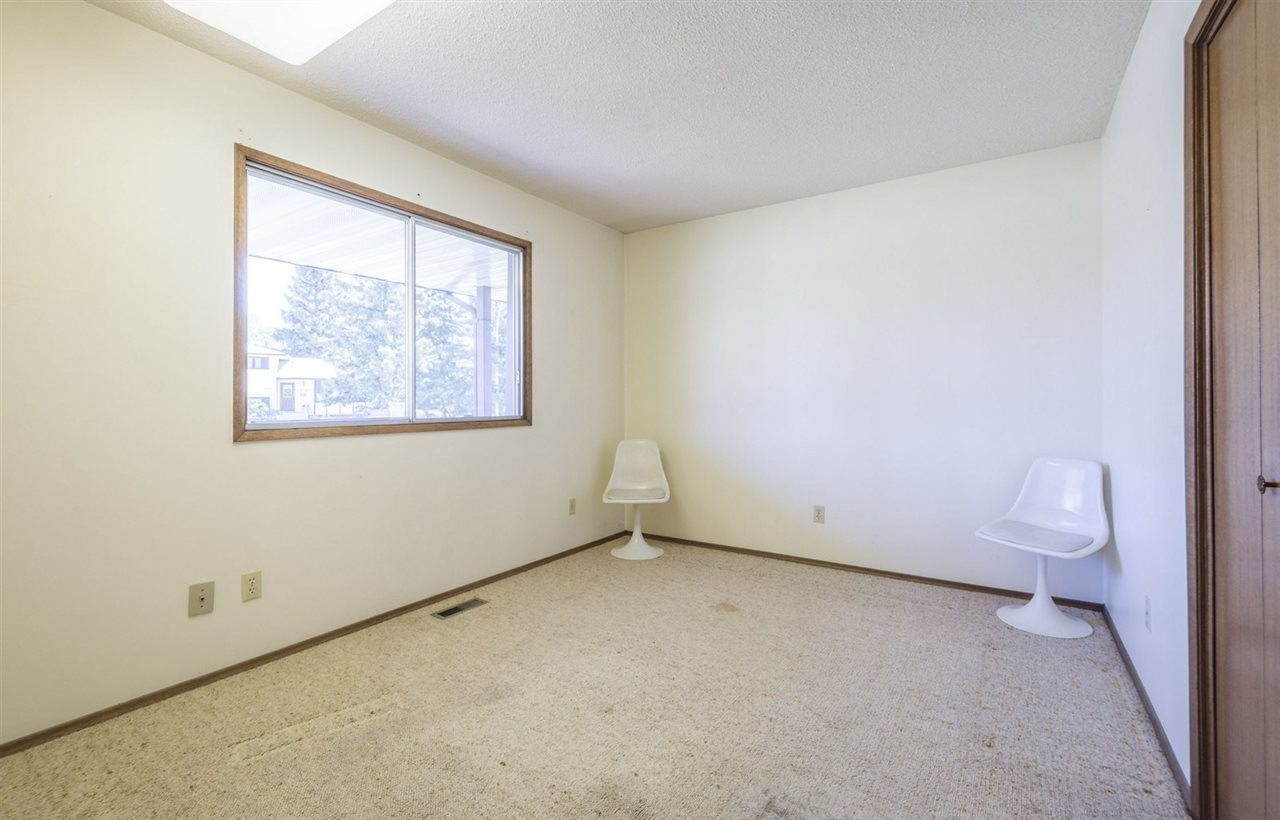 4904 142 Street, Edmonton, AB, T6H 4B1 E4113668 Ricky Hill