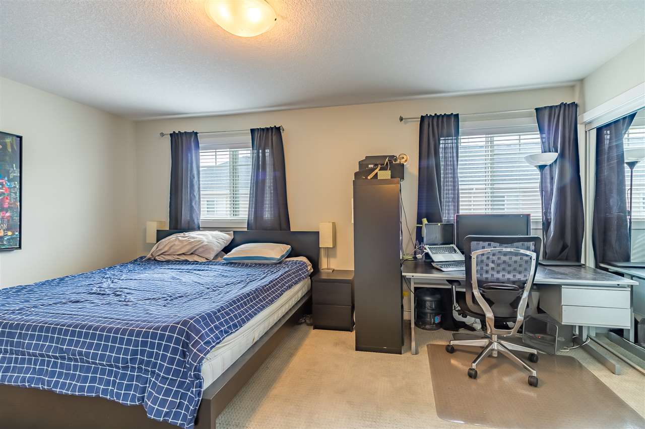 49 675 Albany Way, Edmonton, AB, T6V 0H1 E4120143 David Pickering