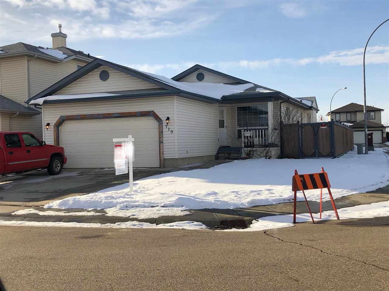 710 Hudson Place NW, Edmonton, AB E4133962 Dana Bradley