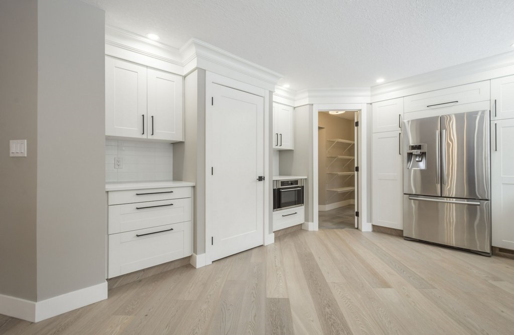 906 Rice Road, Edmonton, AB, T6R 1A1 E4142946 Ricky Hill