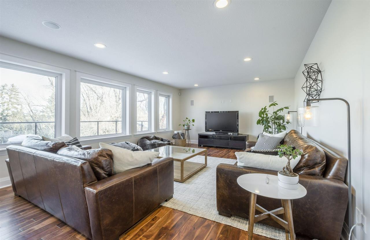 4719 138 Street, Edmonton, AB, T6H 3Y9 E4146201 Ricky Hill