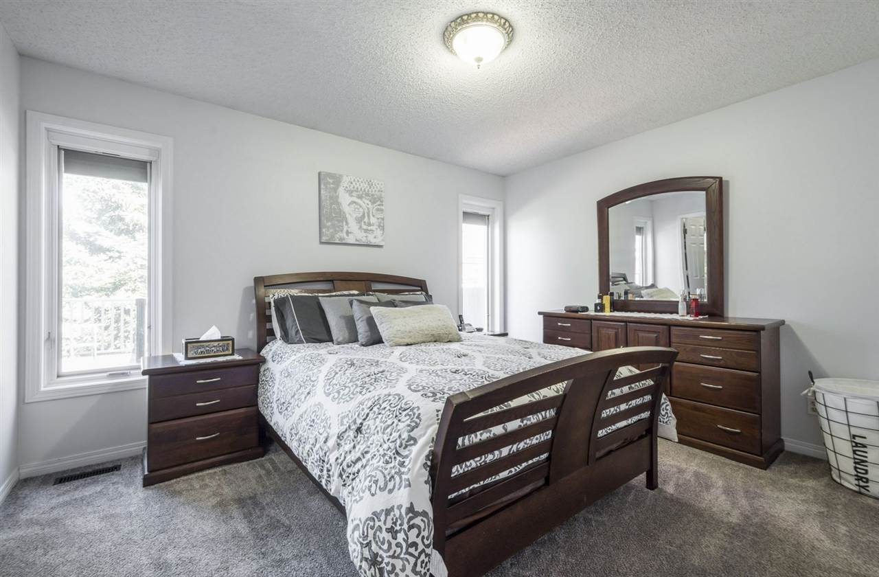 10712 Bearspaw Drive E, Edmonton, AB, T6J 5K3 E4151355 Ricky Hill