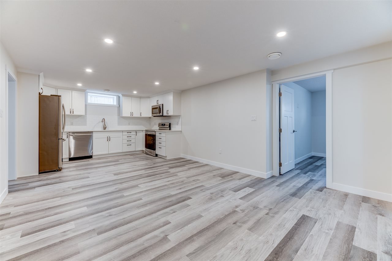 6727 136 Avenue, Edmonton, AB, T5C 2J8 E4155580 Jarett Johnson Real