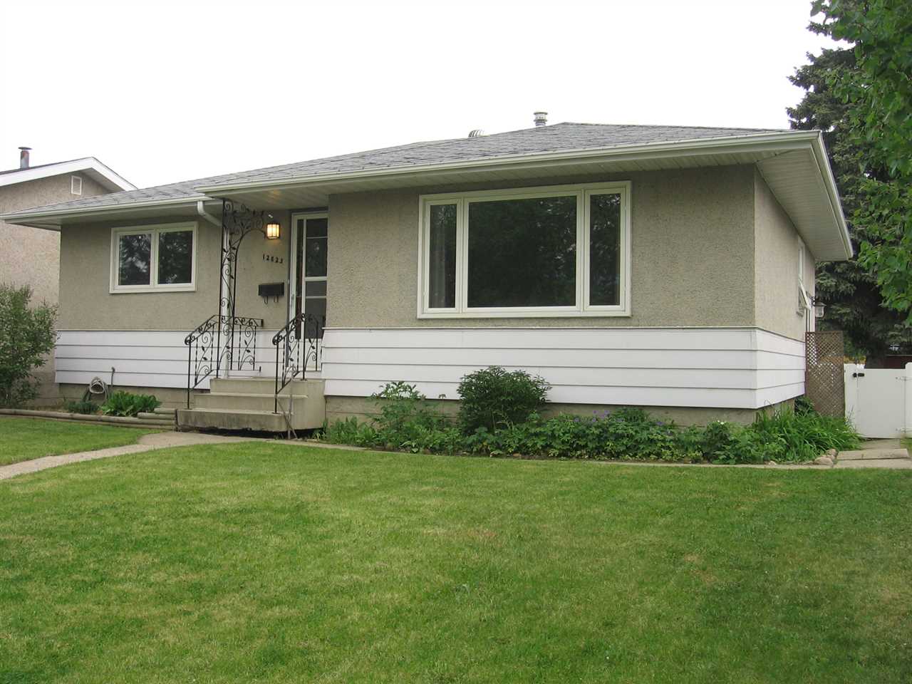 12823 88 Street, Edmonton, AB E4159838 Jarett Johnson Real Estate