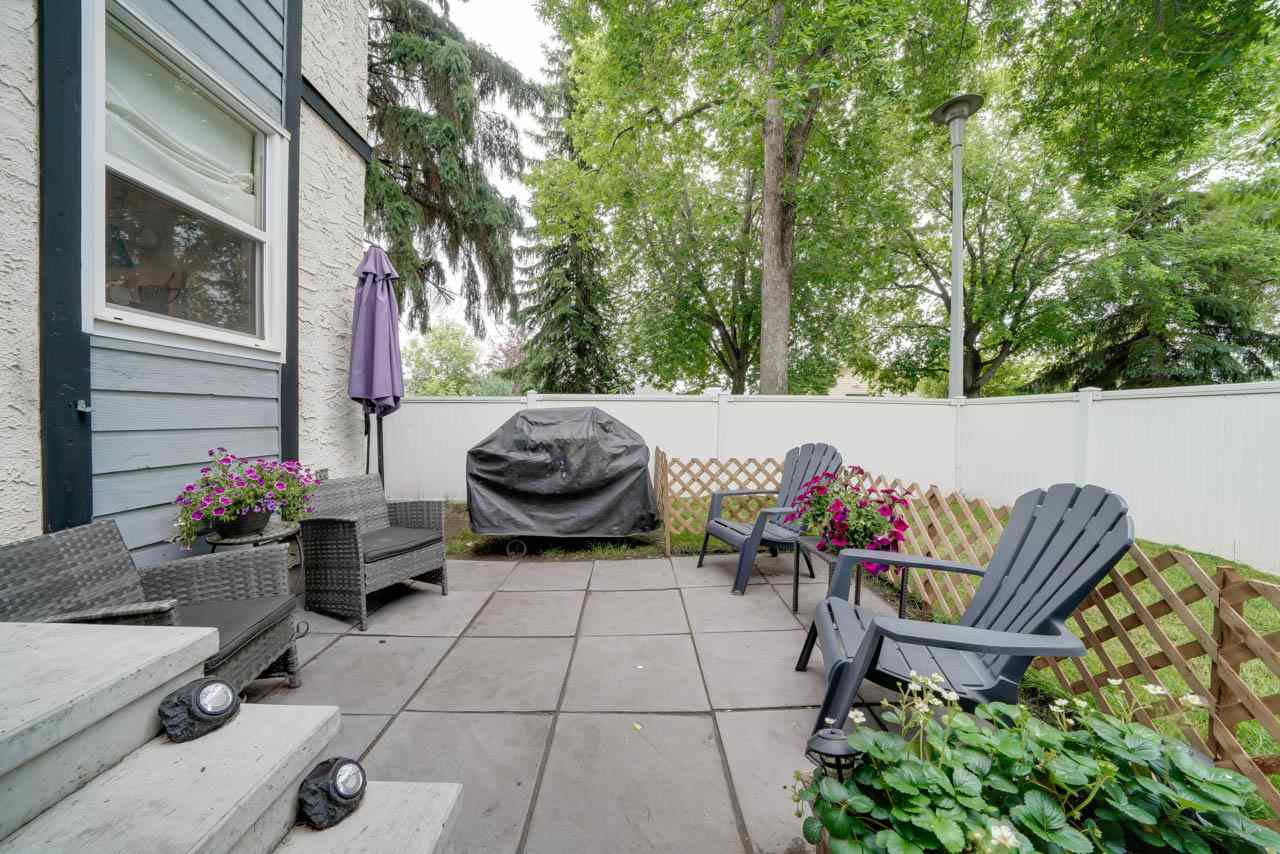 203A Homestead Crescent, Edmonton, AB, T5A 2Y2 E4165235 Linda Holubitsky