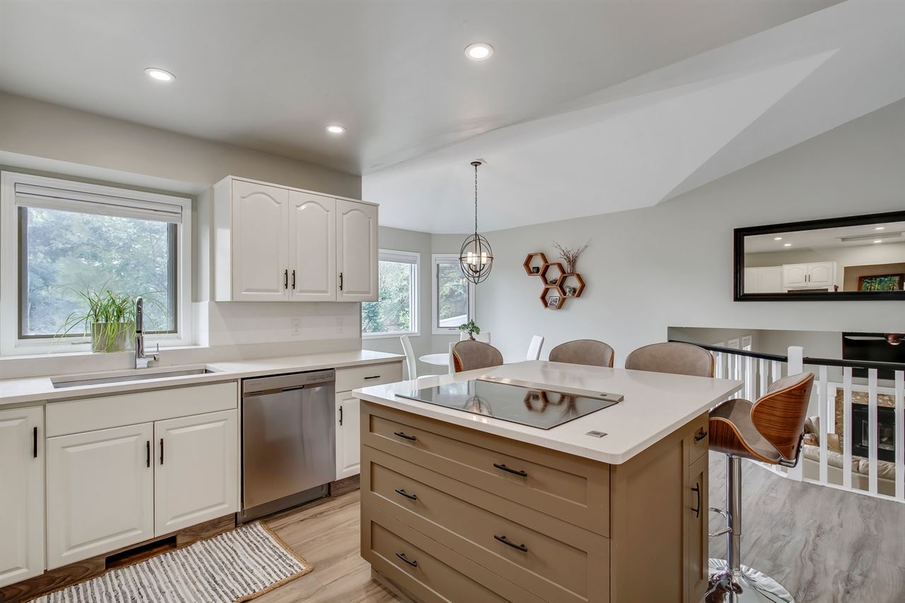 914 Burley Drive, Edmonton, AB, T6R 1X4 E4183628 Daniel Israel