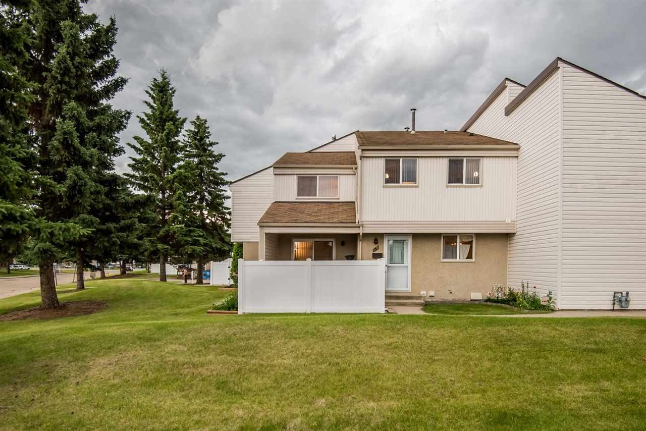 52 Woodvale Village, Edmonton, AB, T6L 1W4 E4206734 Sara Kalke