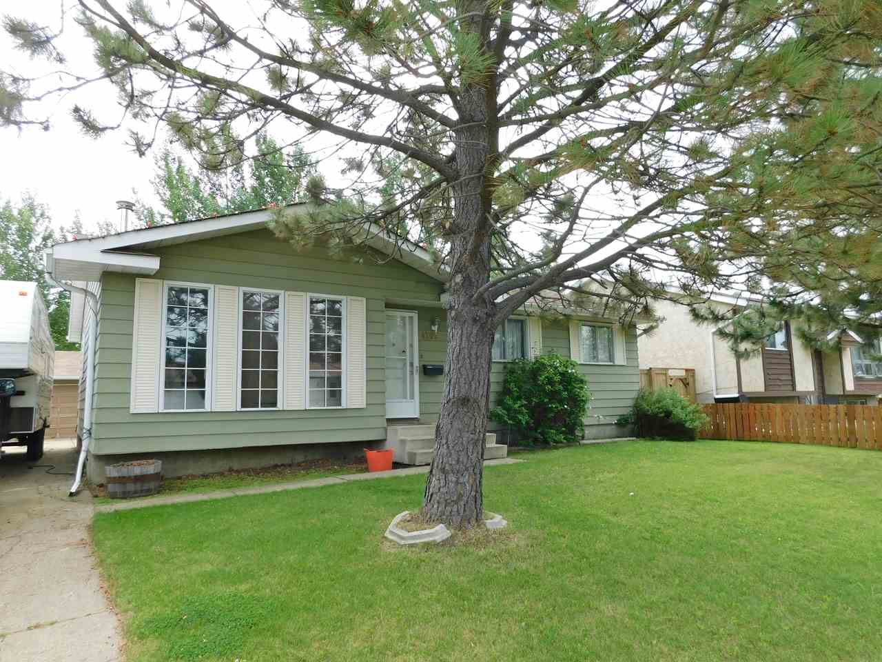 4709 45 Street, Gibbons, AB, T0A 1N0 E4207435 Realty Executives Focus