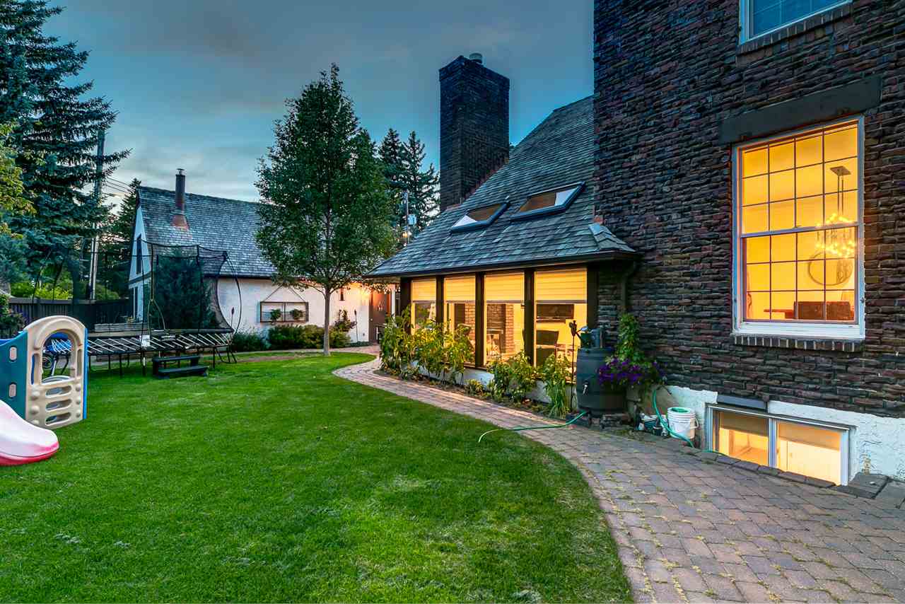 10 Wellington Crescent, Edmonton, AB, T5J 3M5 E4210083 Exclusive Edmonton Real Estate Group