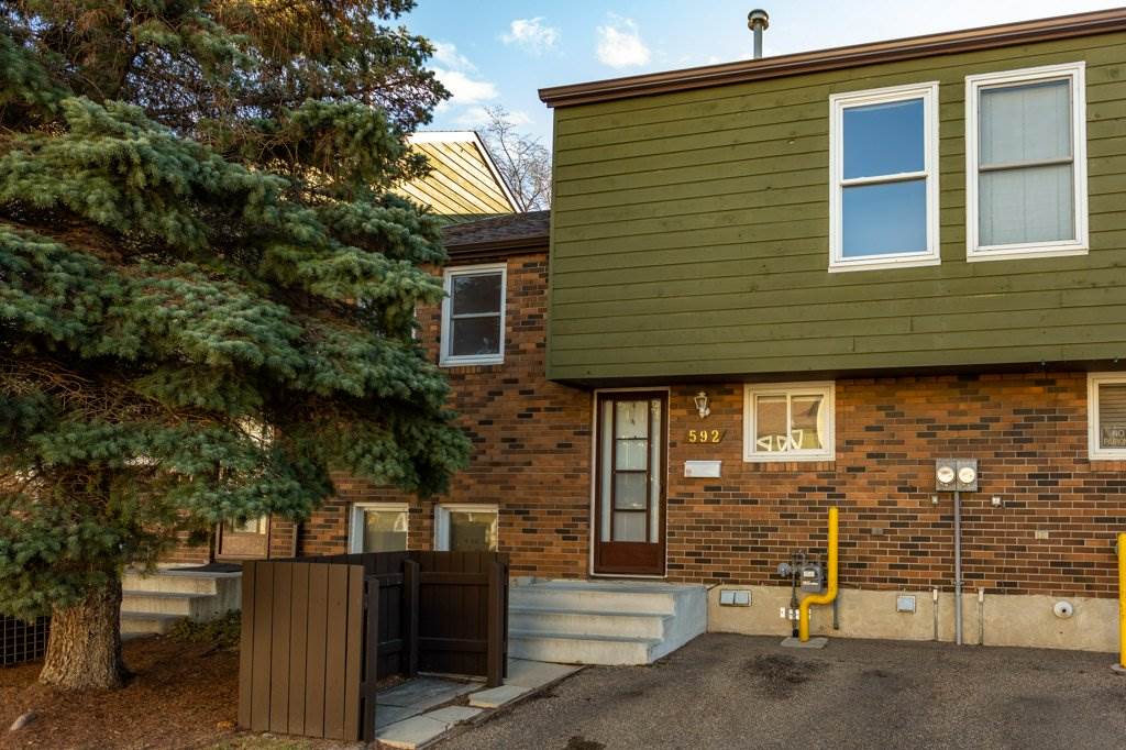 592 Abbottsfield Road, Edmonton, AB, T5W 4R3 E4219538 Robertson Real Estate Group