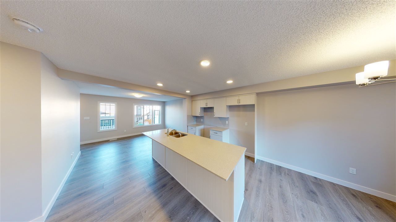 24 165 Cy Becker Boulevard, Edmonton, AB, T5Y 3R4 E4223916 Wally