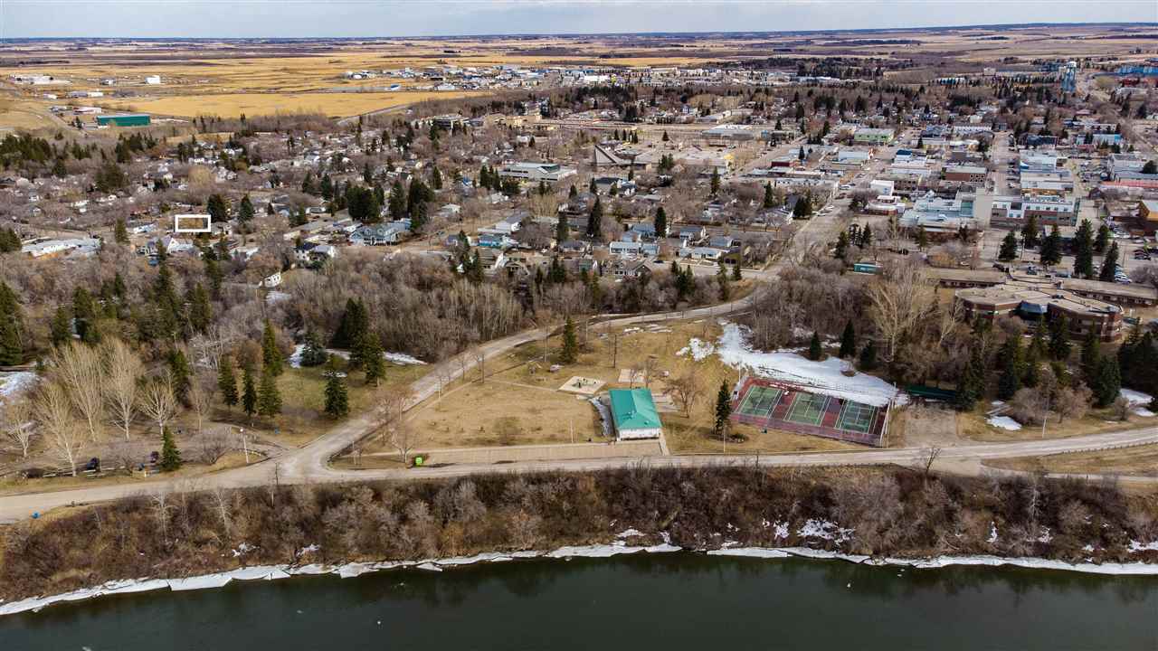  9A 10110 107 Street, Fort Saskatchewan, AB E4235513 Dana Bradley