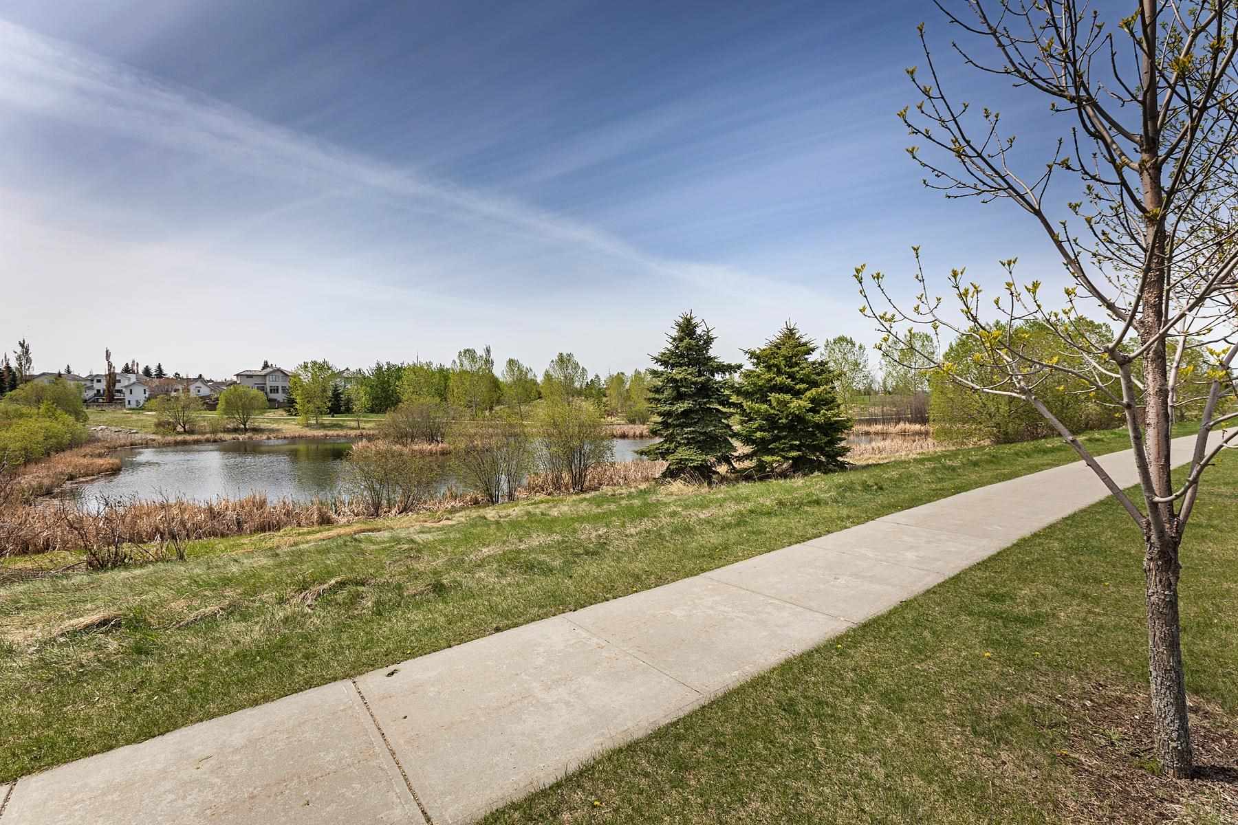 16 700 Regency Drive, Sherwood Park, AB, T8A 6N3 E4240045 Trina Hodges & Megan Mohr Your