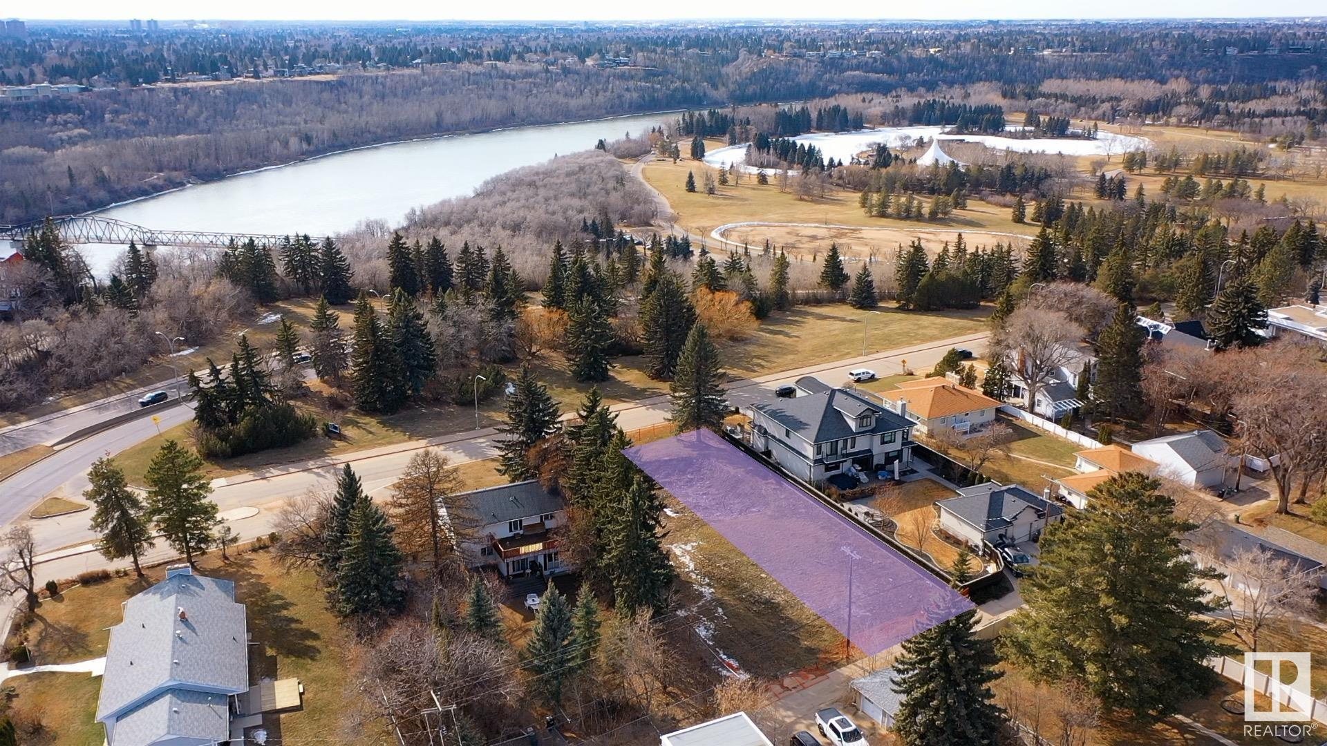 8717 Saskatchewan Drive, Edmonton, AB, T6G 2A9 E4287184 Robertson