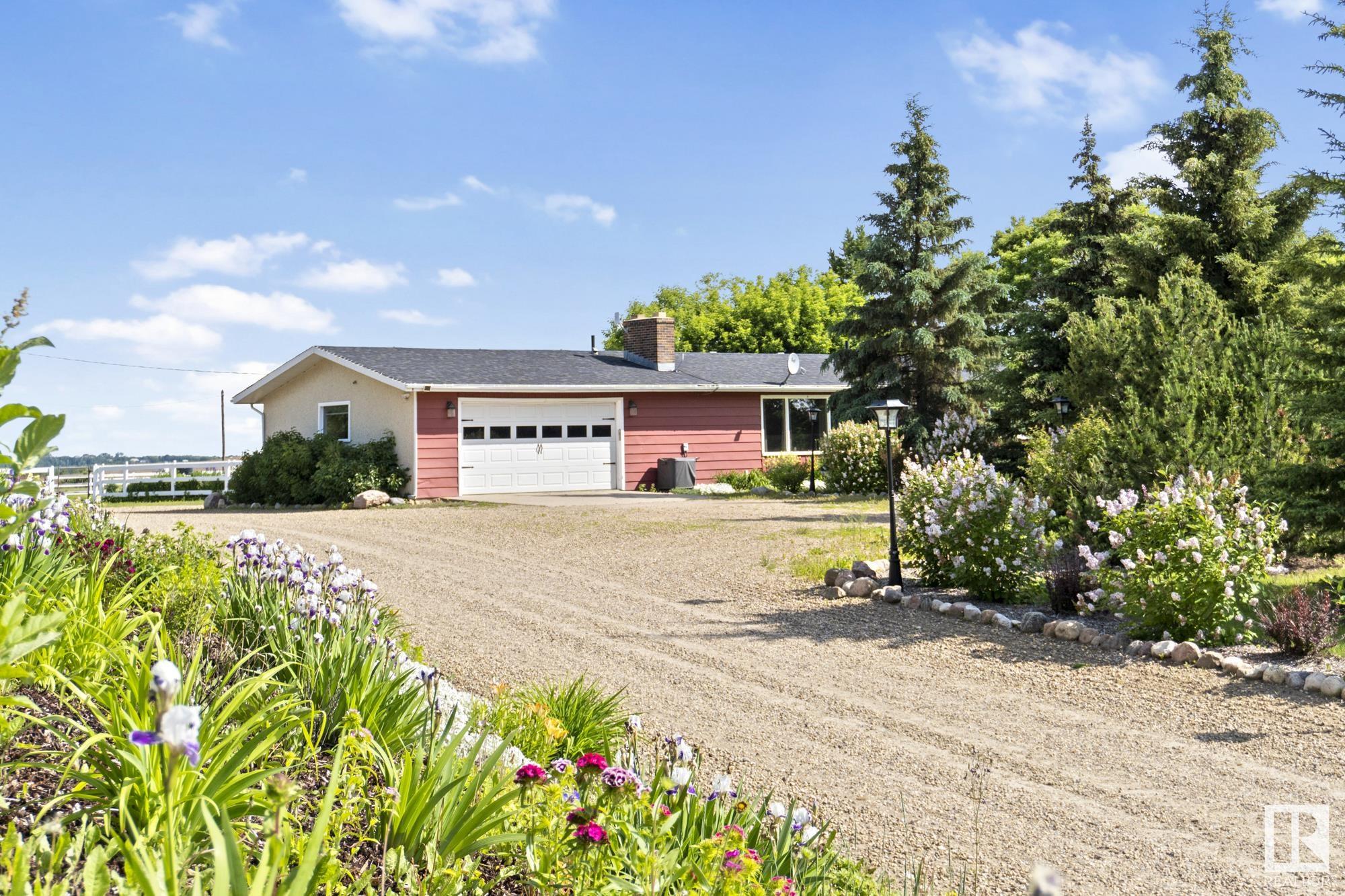 2 23114 Township Road 643, Rural Sturgeon County, AB, T0A 1N0