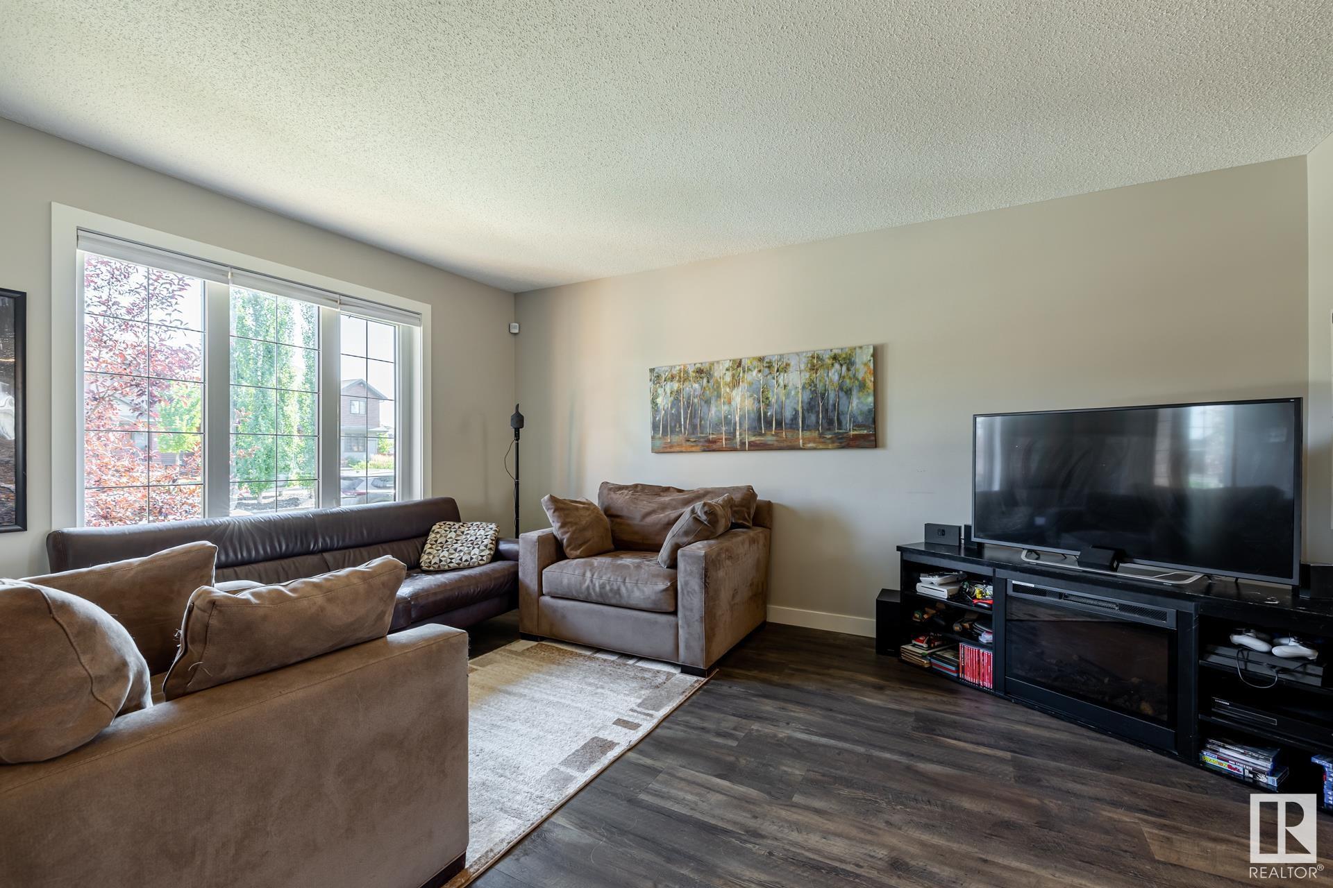 59 Tonewood Boulevard, Spruce Grove, AB, T7X 0W4 E4312218 Becca