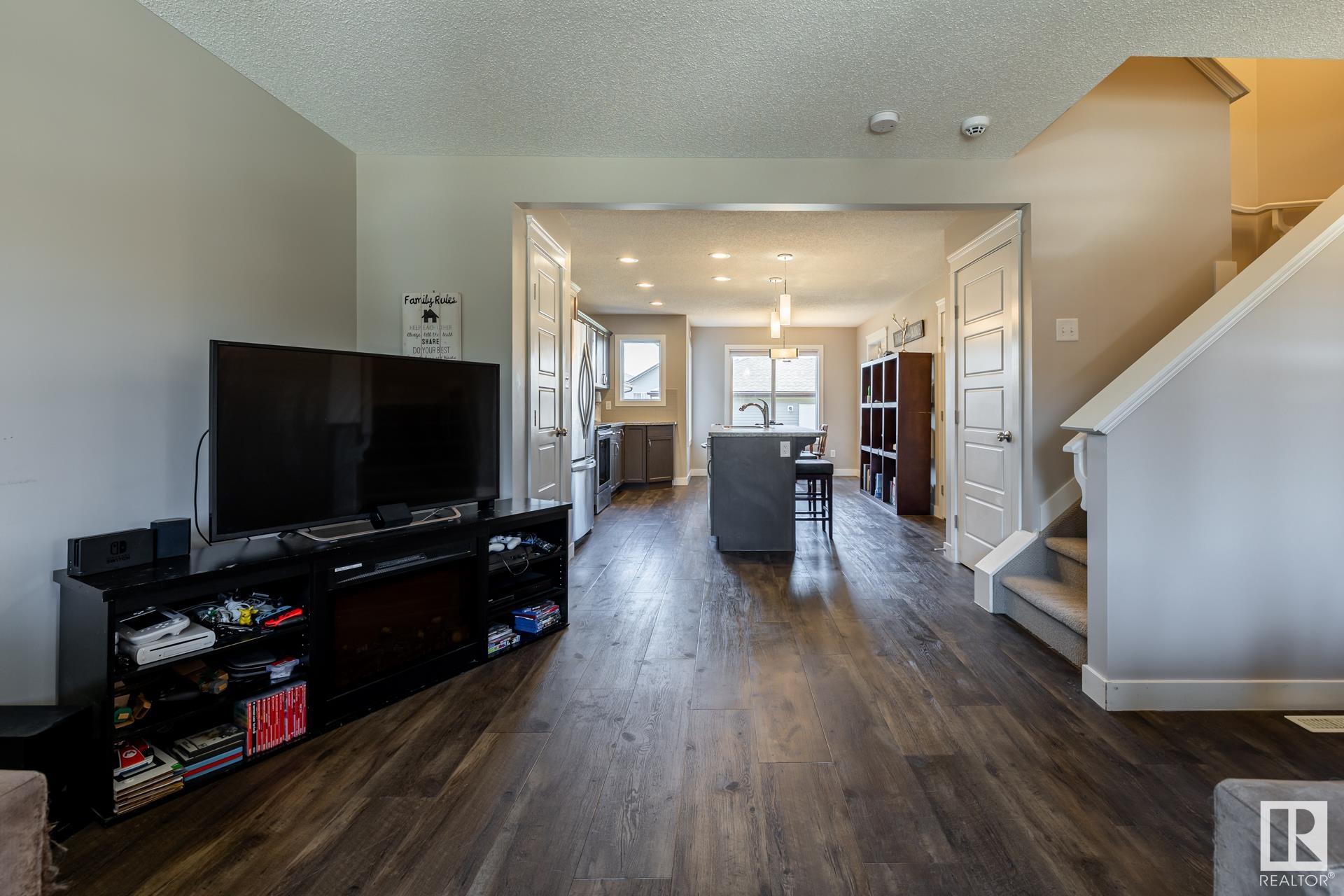 59 Tonewood Boulevard, Spruce Grove, AB, T7X 0W4 E4312218 Becca