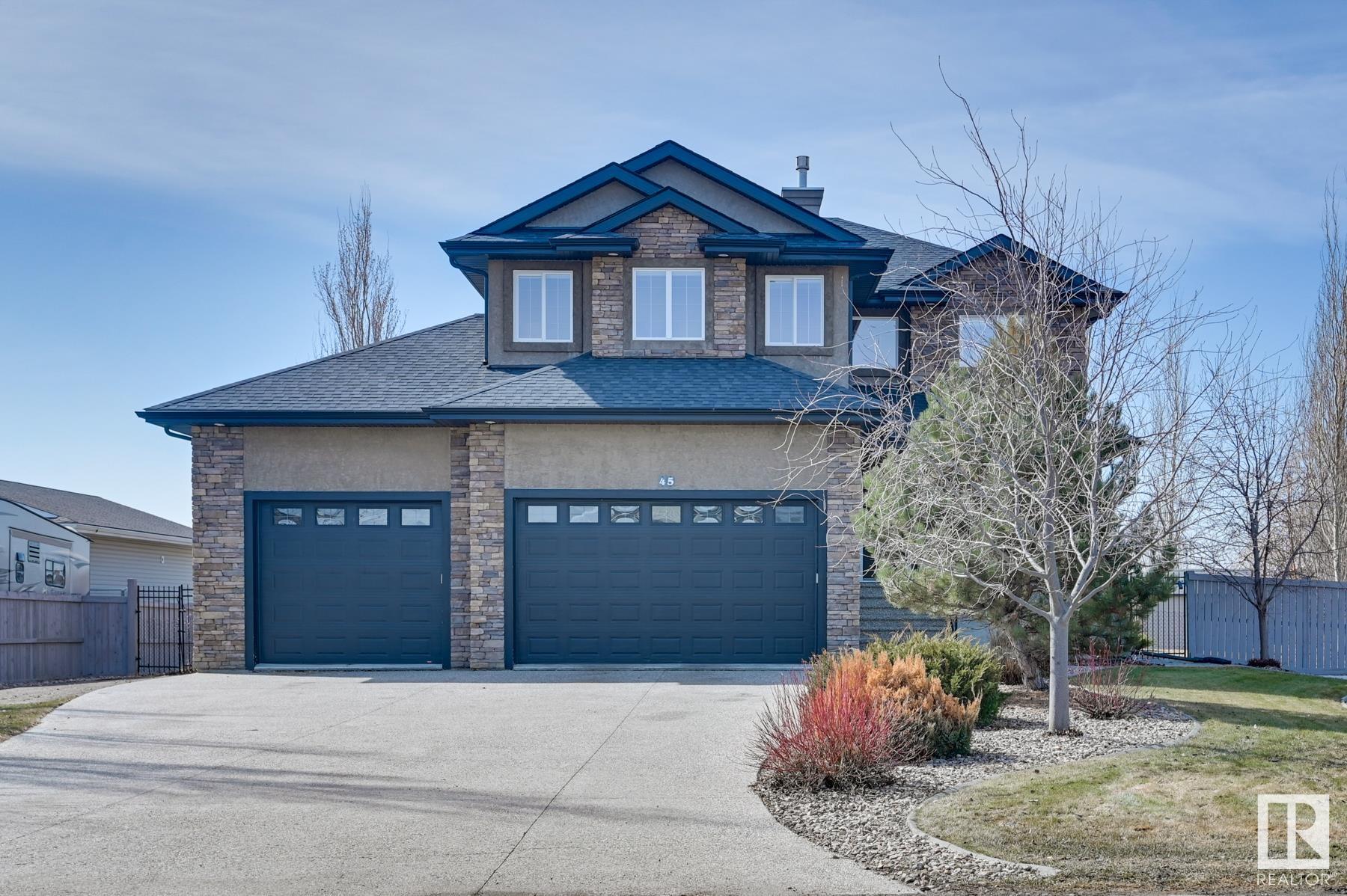 45 Greenfield Close, Fort Saskatchewan, AB, T8L 4P9 E4335635 Lowe & Co.