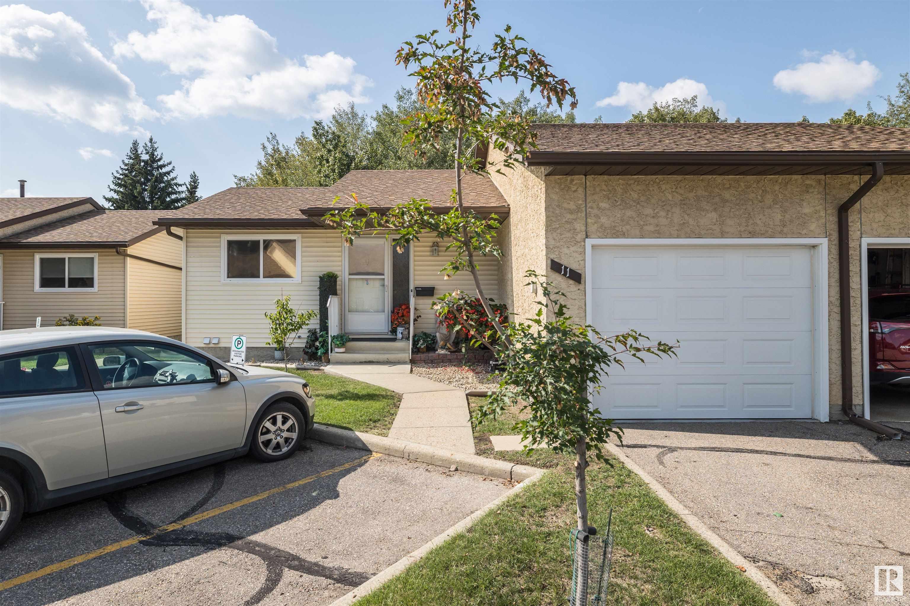 11 Pineview Horizon Village, St. Albert, AB, T8N 4R8 E4357930 David
