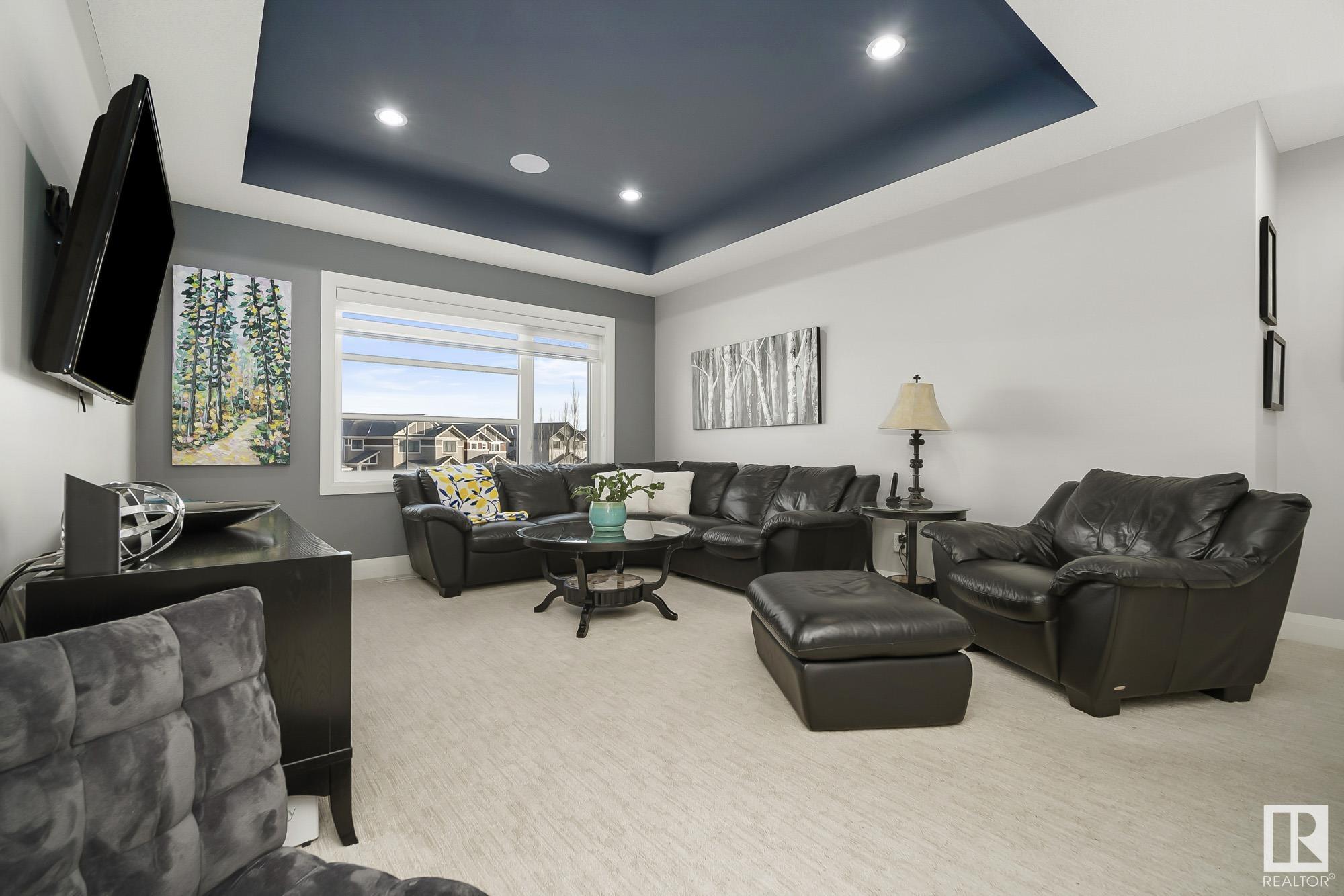 2429 Ashcraft Crescent, Edmonton, AB, T6W 2M9 E4371481 Ashley