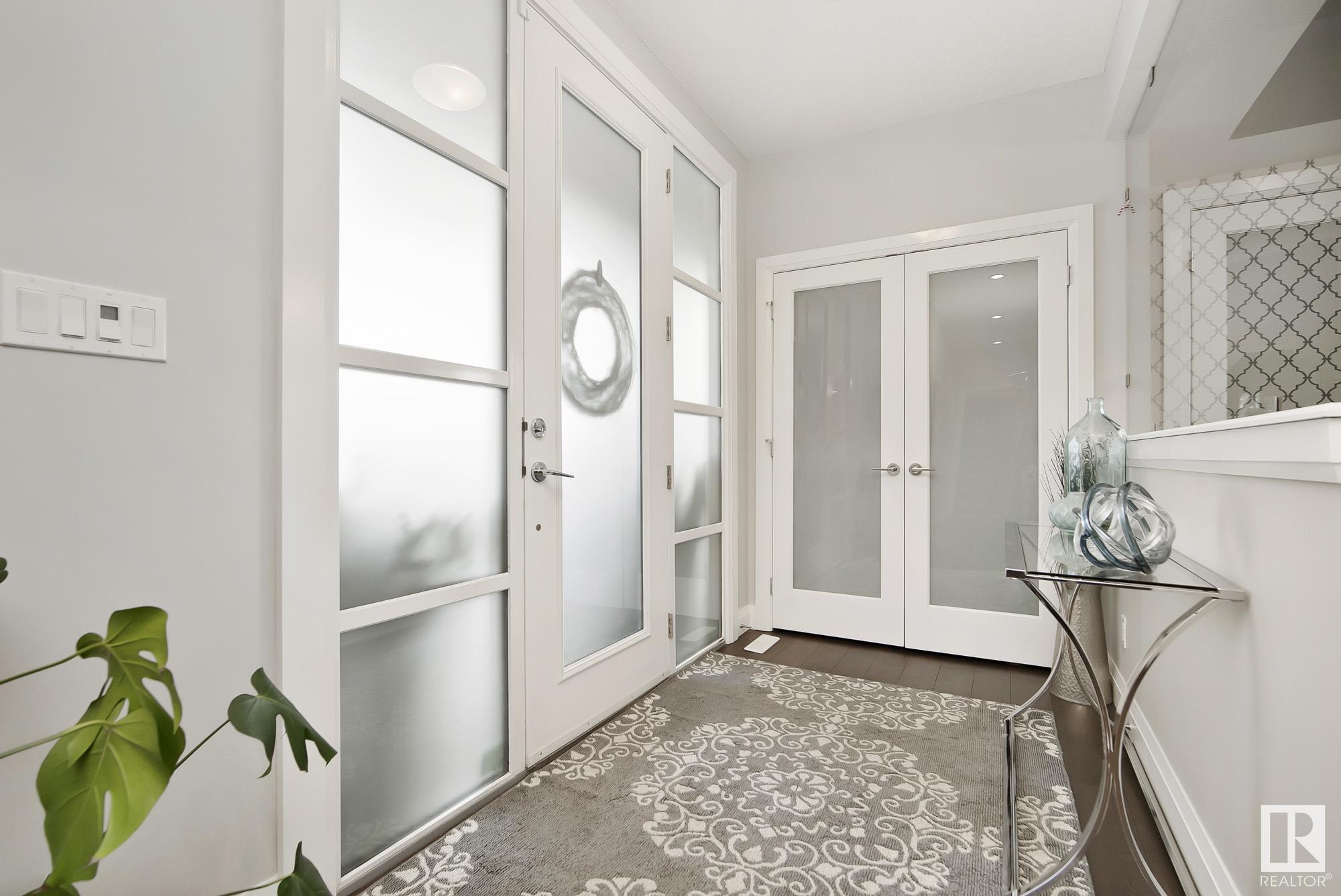 2429 Ashcraft Crescent, Edmonton, AB, T6W 2M9 E4371481 Ashley