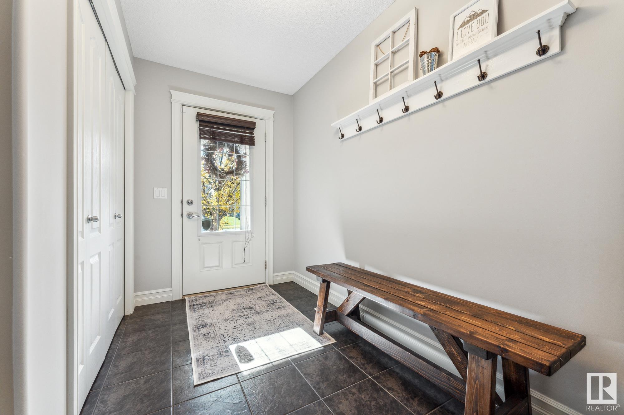 106 Sonora, Fort Saskatchewan, AB, T8L 0G1 E4410415 Justin Holubitsky