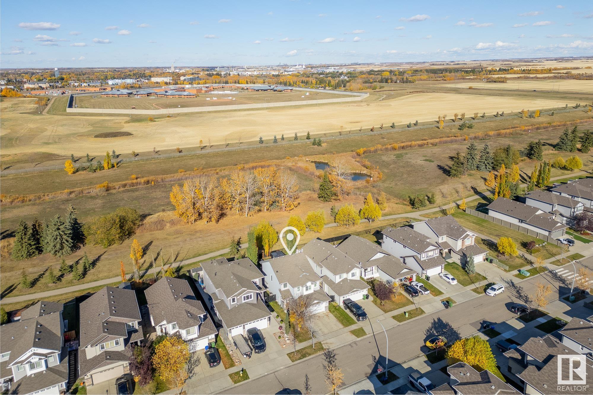 106 Sonora, Fort Saskatchewan, AB, T8L 0G1 E4410415 Justin Holubitsky