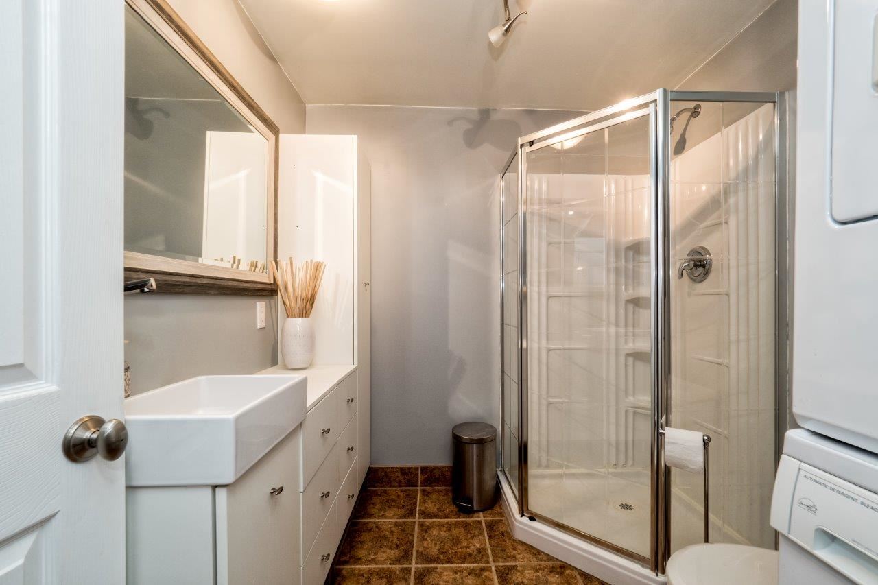 3860 Garden Grove Drive, Burnaby, BC R2014230 Denise Mai PREC* team