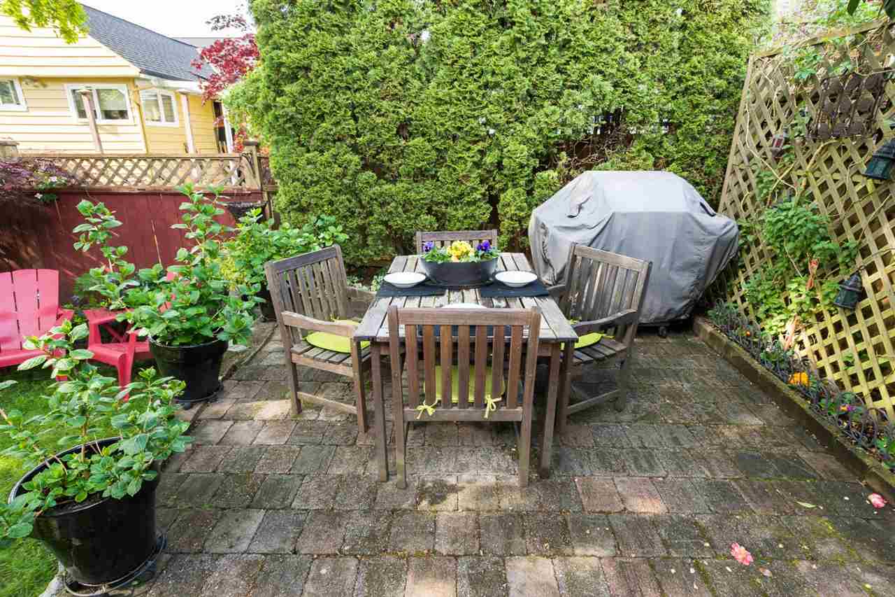 318 Arbutus Street, New Westminster, BC, V3L 2J7 R2061796 Patti and