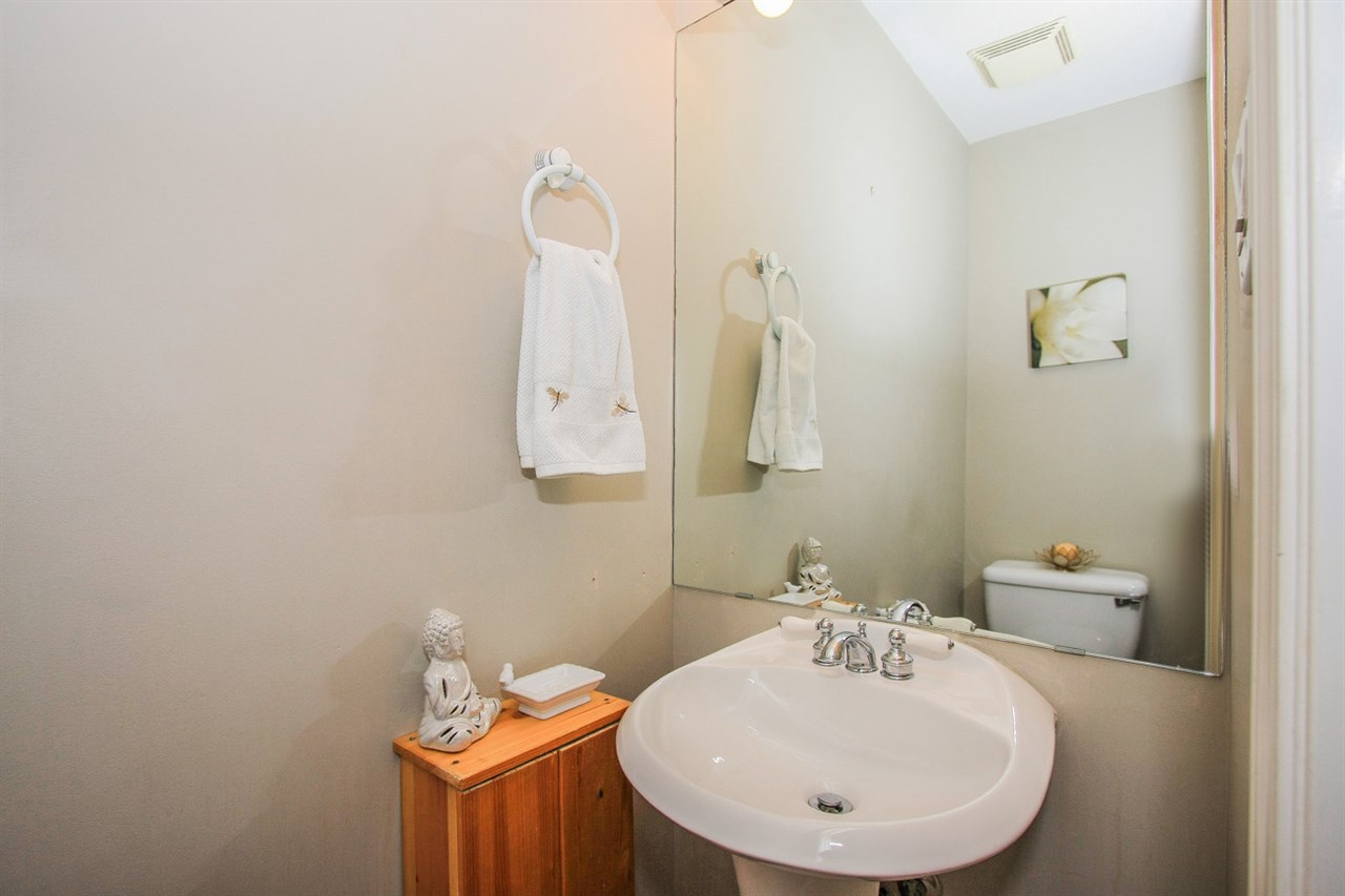 5 868 Cassiar Street Vancouver BC V5K 4N6 R2072920 Lara Davis 5-868-cassiar-street-vancouver-bc-v5k-4n6-r2072920-lara-davis