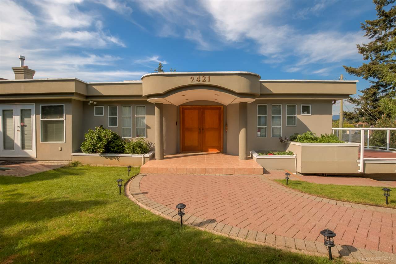 2421 Eddington Drive, Vancouver, BC, V6L 2G2 R2093197 Sharon Lum