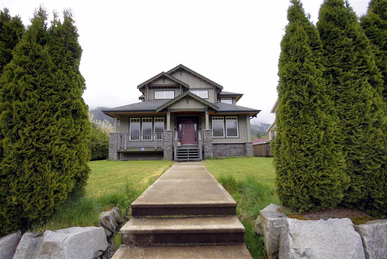 41446 Government Road, Squamish, BC, V0N 3G0 R2096283 Patti and Wes