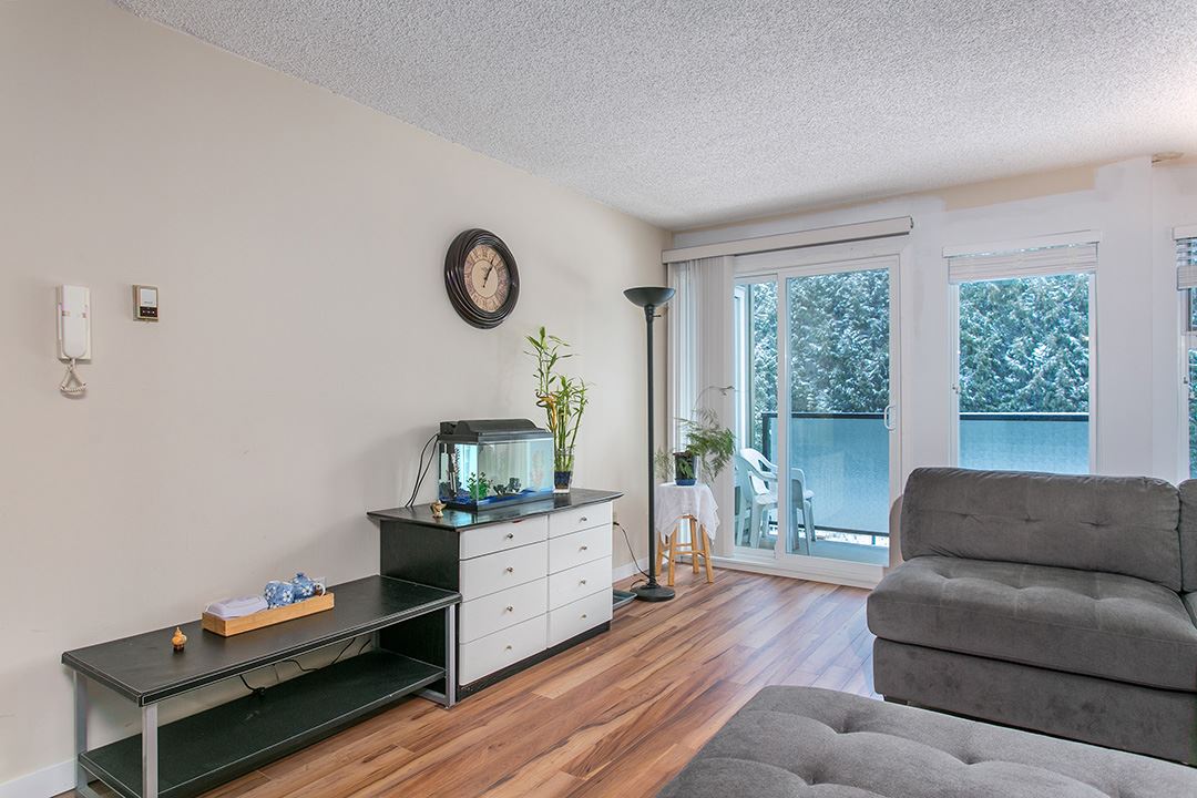 203 1850 E Southmere Crescent, Surrey, BC, V4A 6Y6 R2137116 Lorne Martinuik TriCities