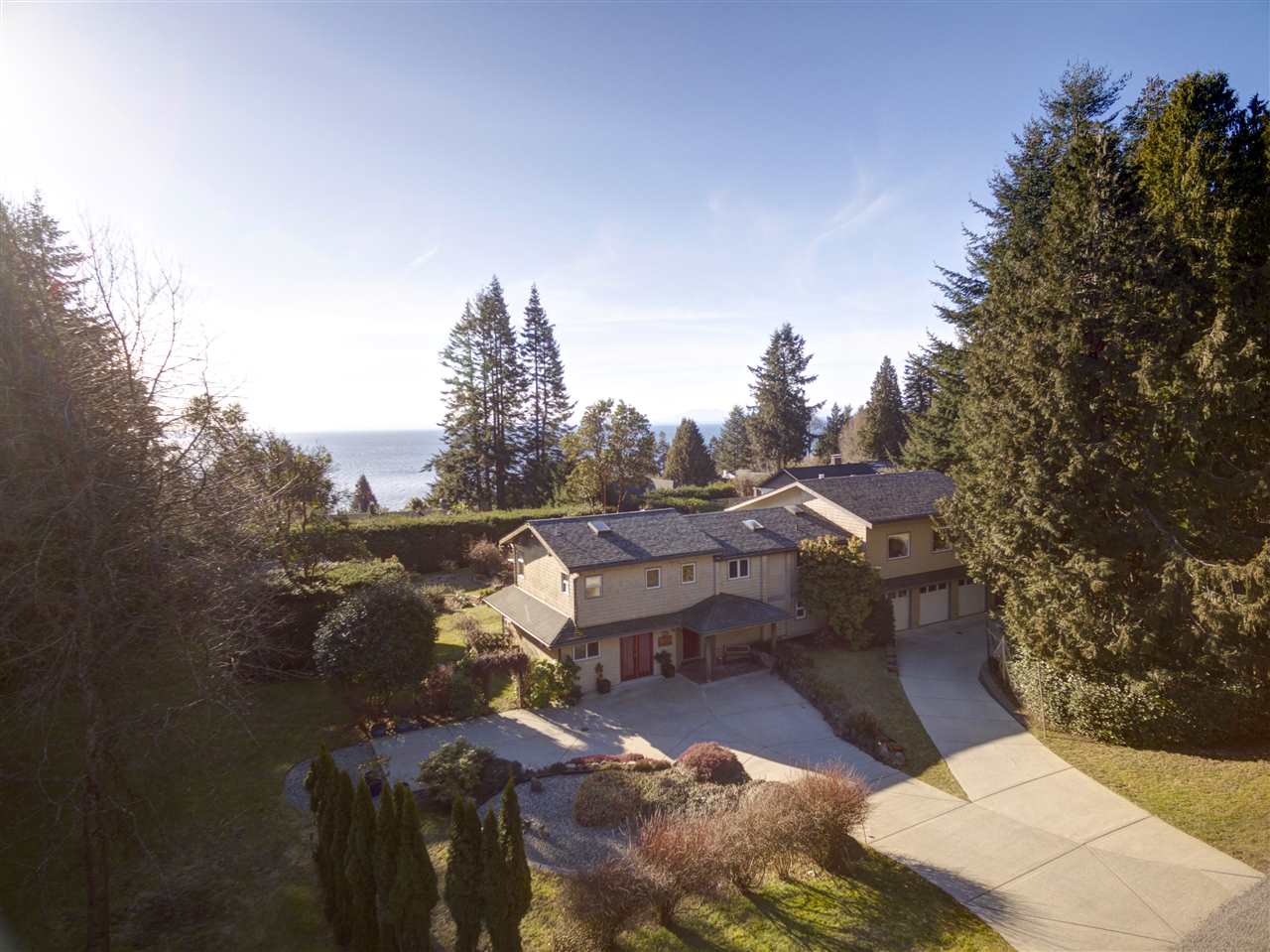 995 Grandview Road, Gibsons, BC, V0N 1V3 R2136774 Fran Miller Personal Real Estate Corporation