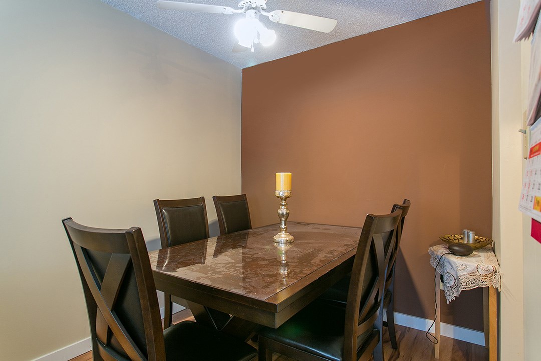 203 1850 E Southmere Crescent, Surrey, BC, V4A 6Y6 R2137116 Lorne Martinuik TriCities