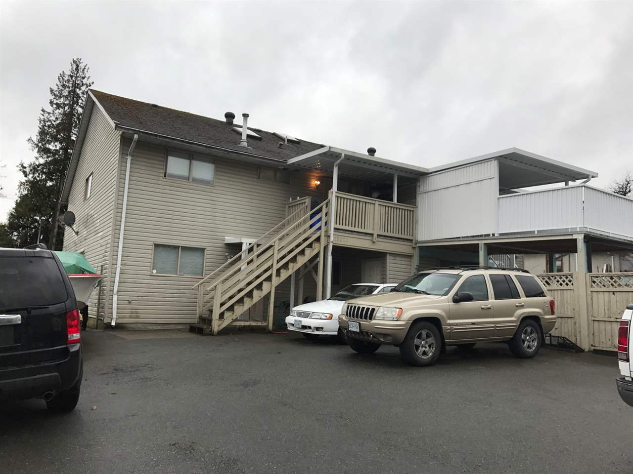 13075 96 Avenue, Surrey, BC, V3V 1Y2 R2151912 Neil Raj