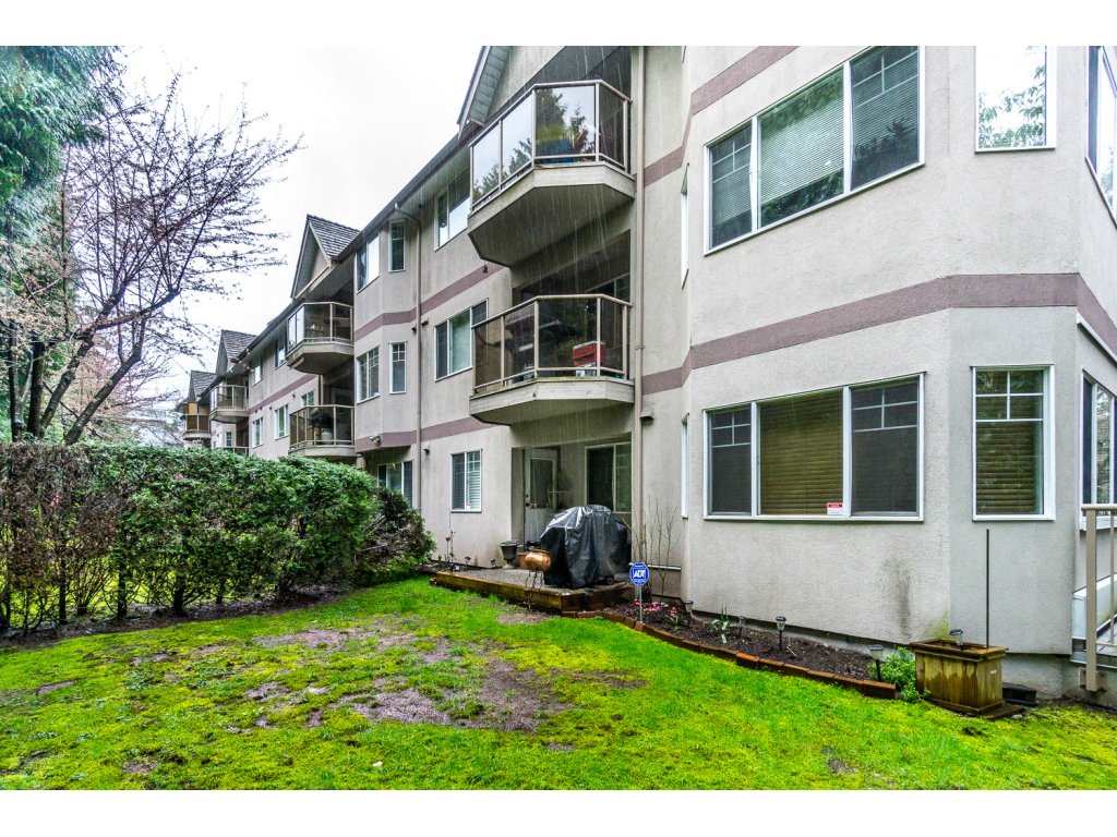 307 9865 140th Street, Surrey, BC, V3T 4M4 R2152623 Gloria Loucks
