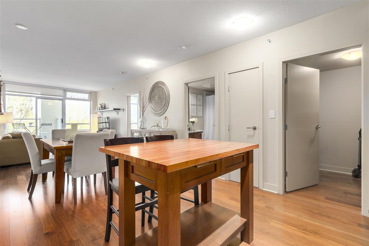 402 2228 W Broadway Avenue, Vancouver, BC, V6K 0B1 R2158620