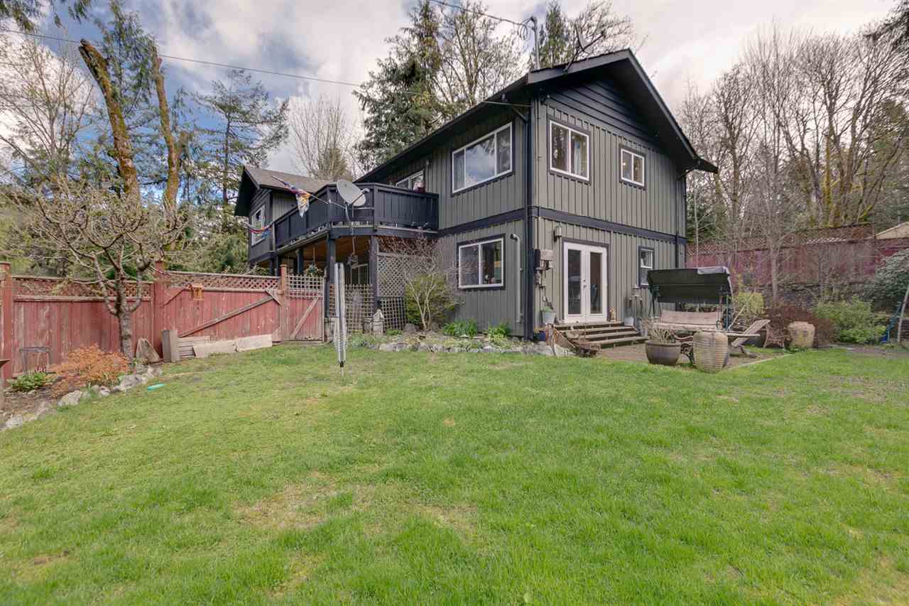 60060 Squamish Valley Road, Squamish, BC, V0N 1H0 R2159444 Petra