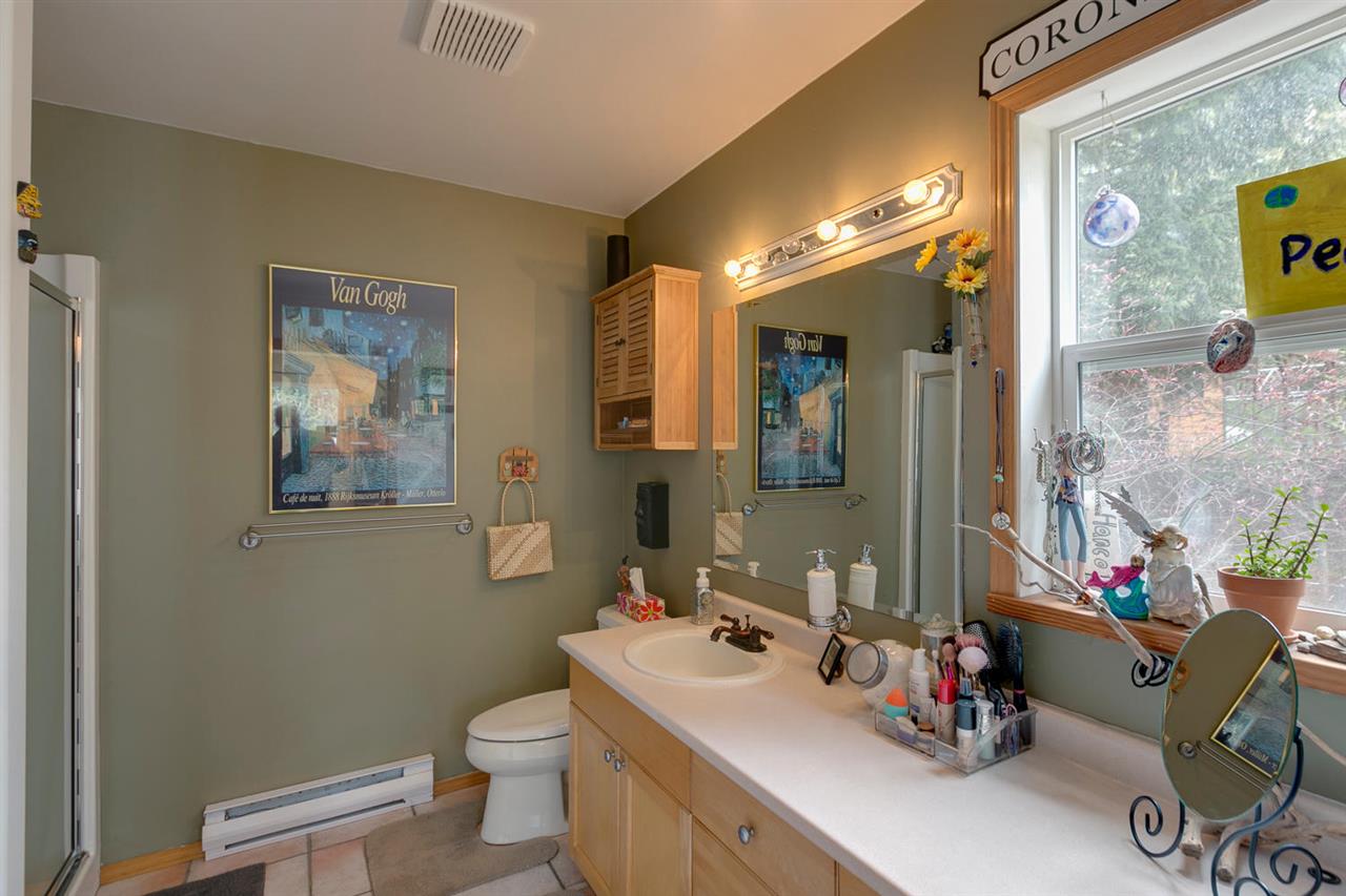 60060 Squamish Valley Road, Squamish, BC, V0N 1H0 R2159444 Petra