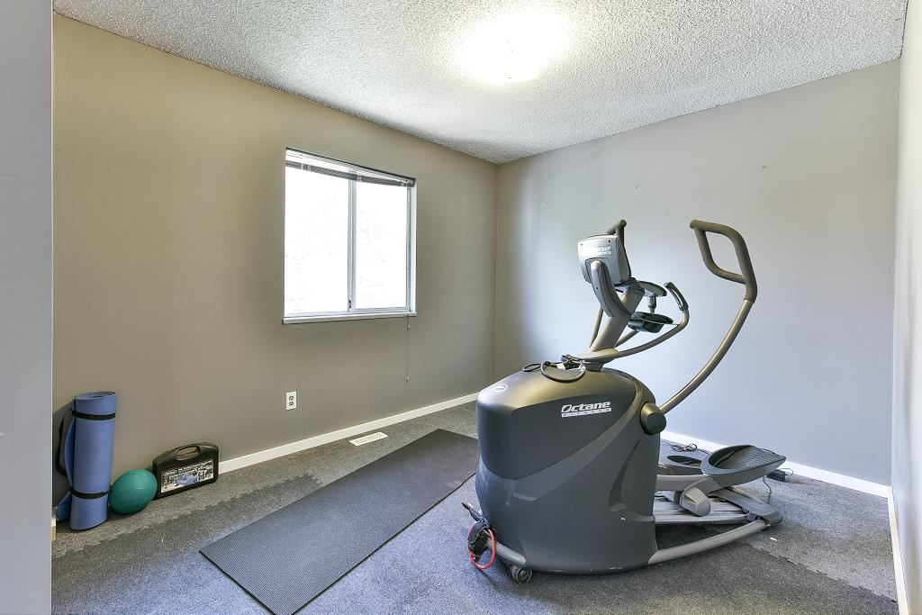 19547 Oak Terrace, Pitt Meadows, BC, V3Y 2A1 R2161177 Stephen Gorrie