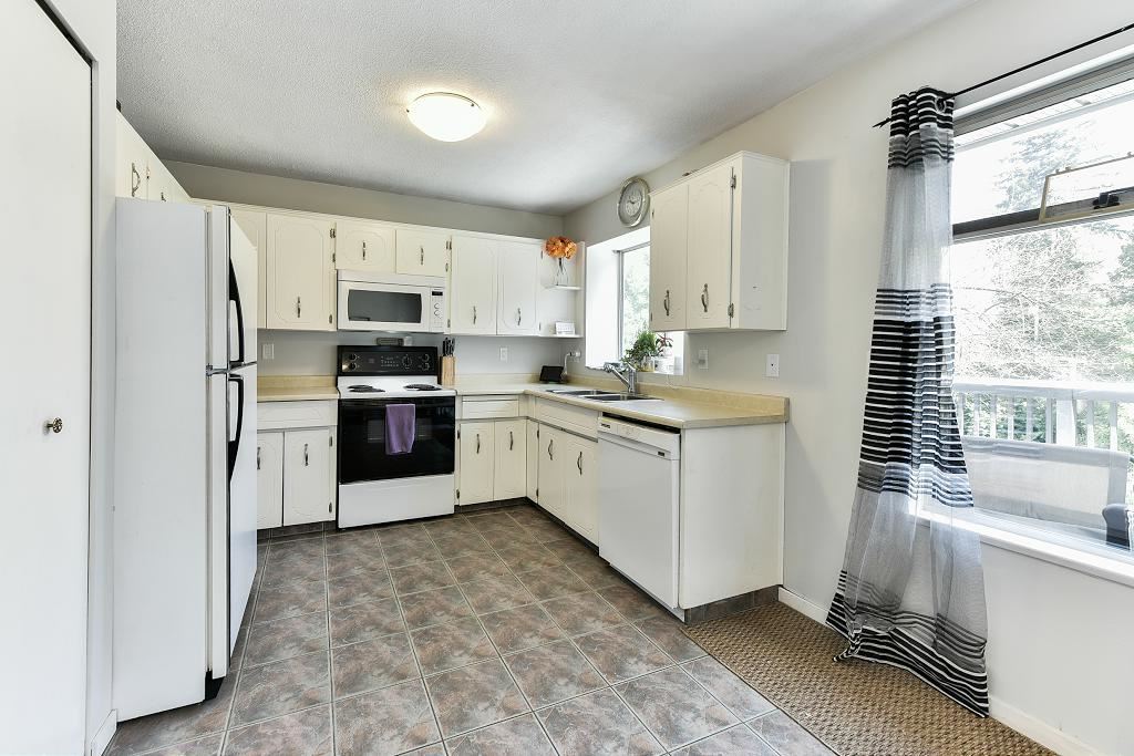 19547 Oak Terrace, Pitt Meadows, BC, V3Y 2A1 R2161177 Stephen Gorrie