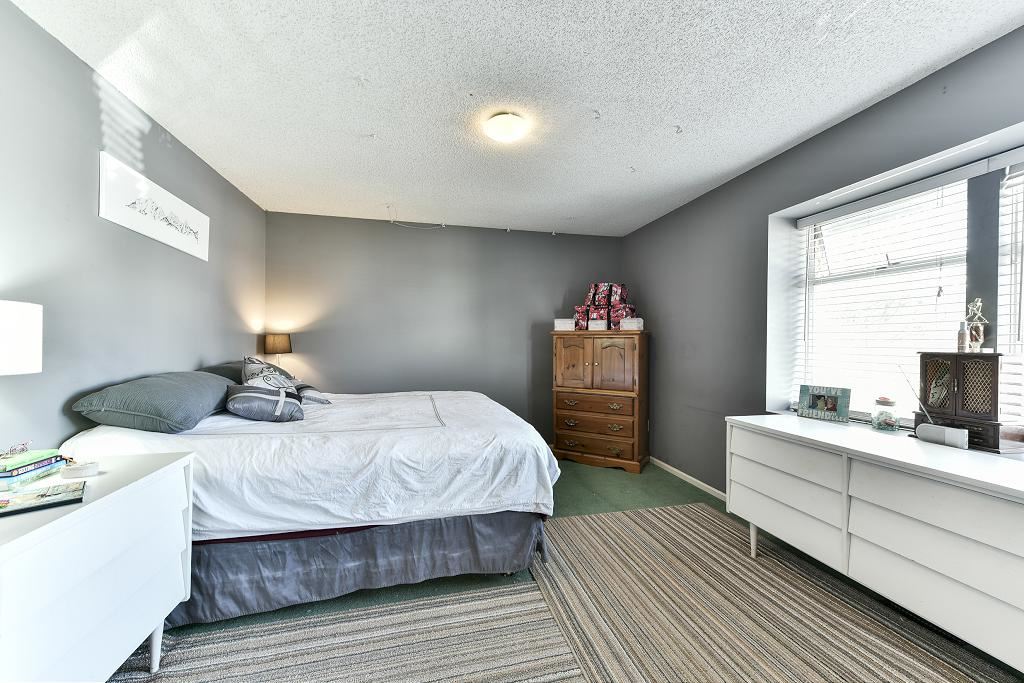 19547 Oak Terrace, Pitt Meadows, BC, V3Y 2A1 R2161177 Stephen Gorrie