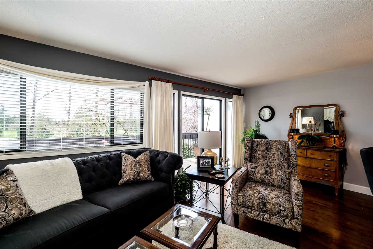 7 7365 Montecito Drive, Burnaby, BC, V5A 1R4 R2162174 Glenn Warren