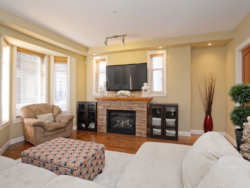 123 20738 84 Avenue, Langley, BC, V2Y 0J6 R2169433 Lorne Martinuik TriCities Real Estate